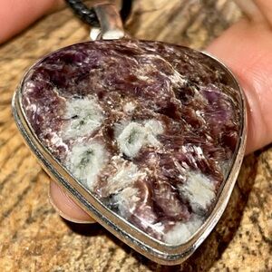 Deep Purple Chariote Pendant 2”